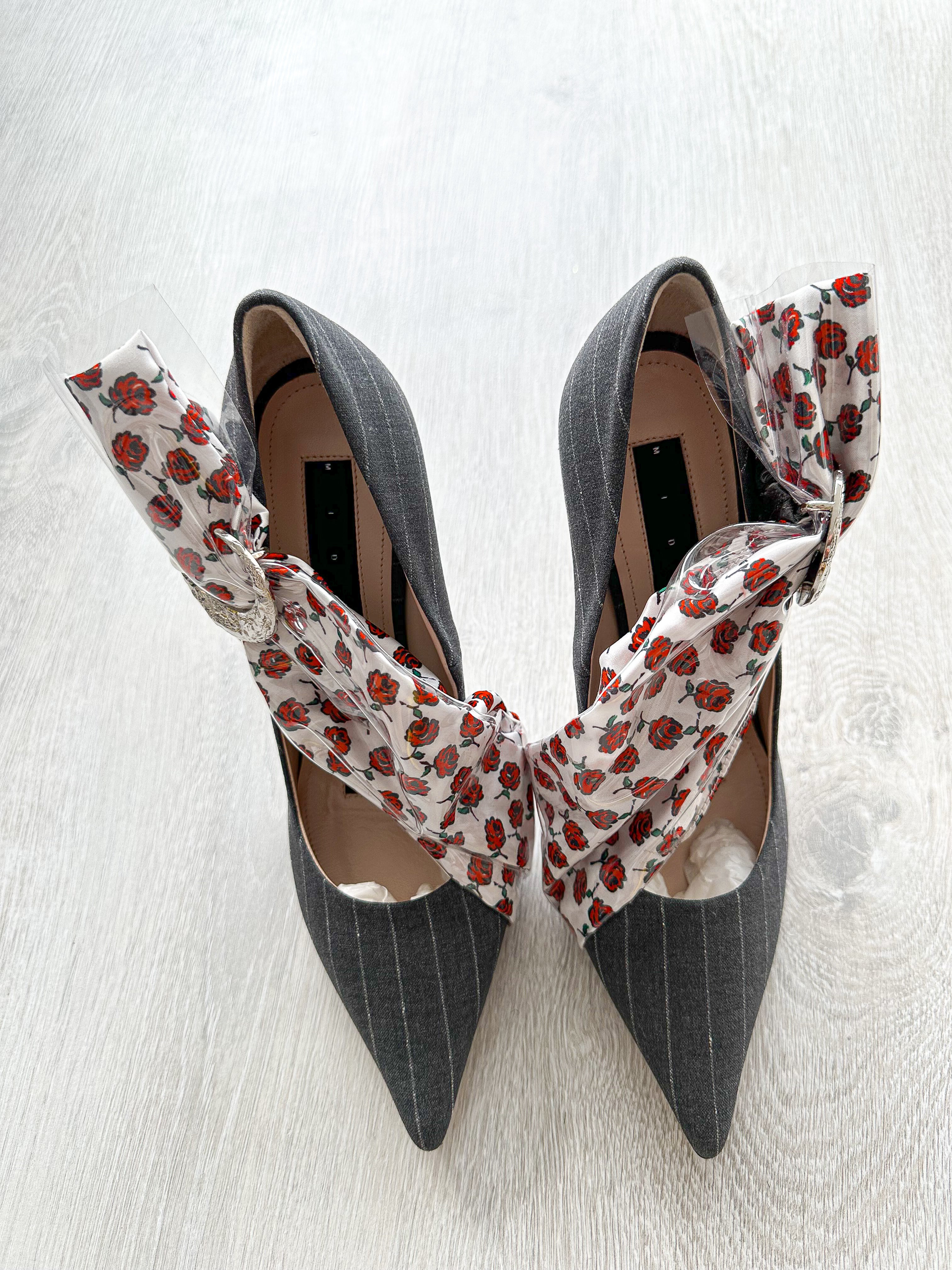 MIDNIGHT 00 Rose Print PVC Plastic Bow Pinstripe Cloth Rockabilly Crescent Brooch High Heels - House Of Huntington