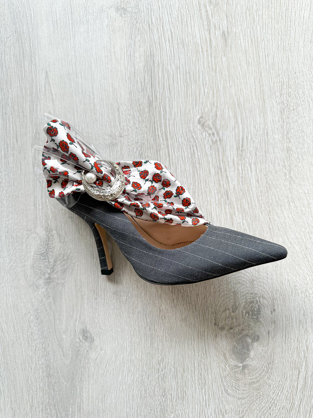MIDNIGHT 00 Rose Print PVC Plastic Bow Pinstripe Cloth Rockabilly Crescent Brooch High Heels - House Of Huntington