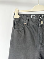 Jean droit en coton biologique noir Raey