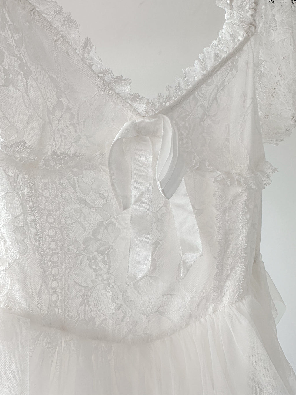 Amy Jane London White Sofia Lace Coquette Corset Style Ballerina Tulle Hem Mini Dress - House Of Huntington