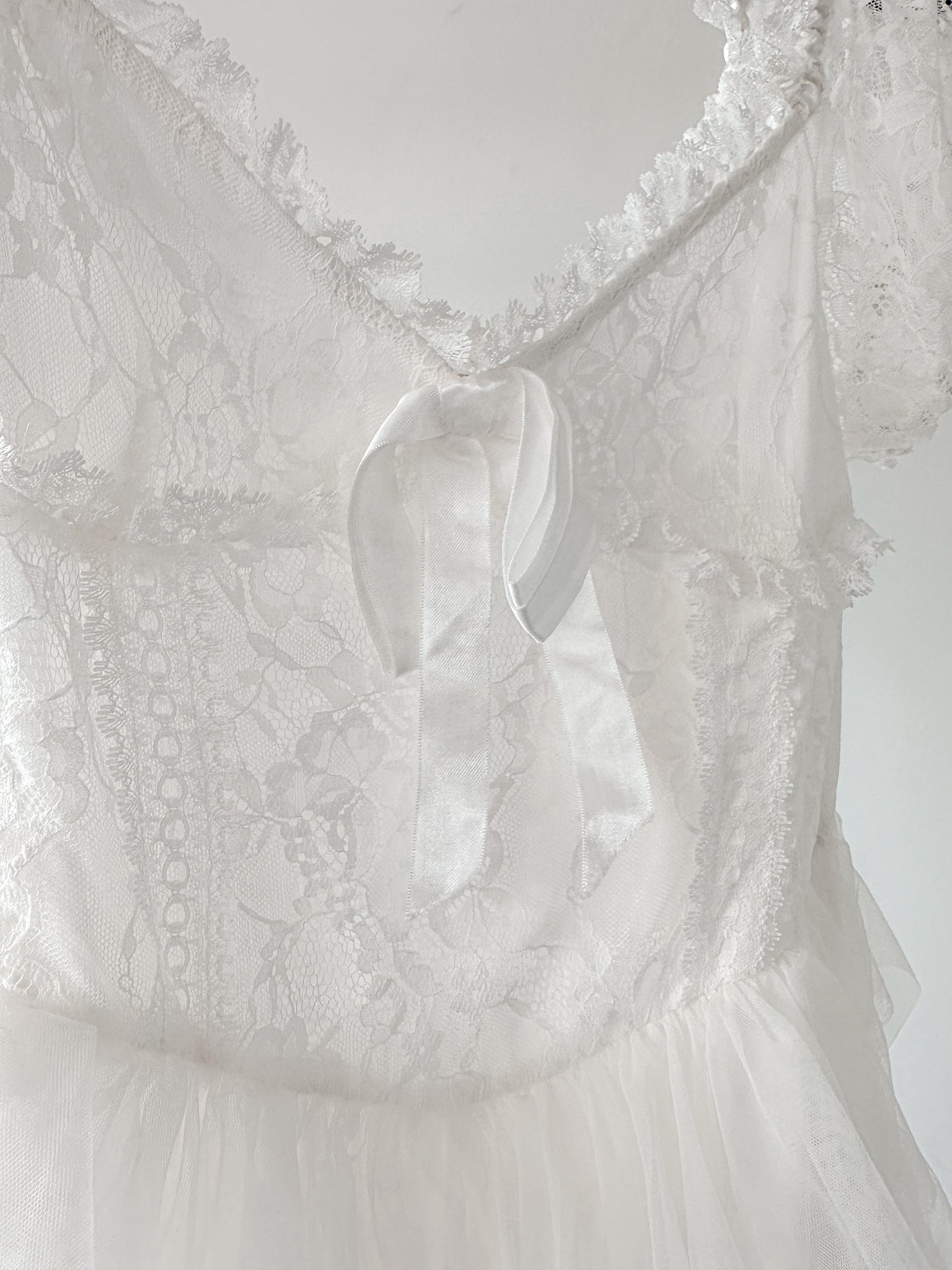 Amy Jane London White Sofia Lace Coquette Corset Style Ballerina Tulle Hem Mini Dress - House Of Huntington