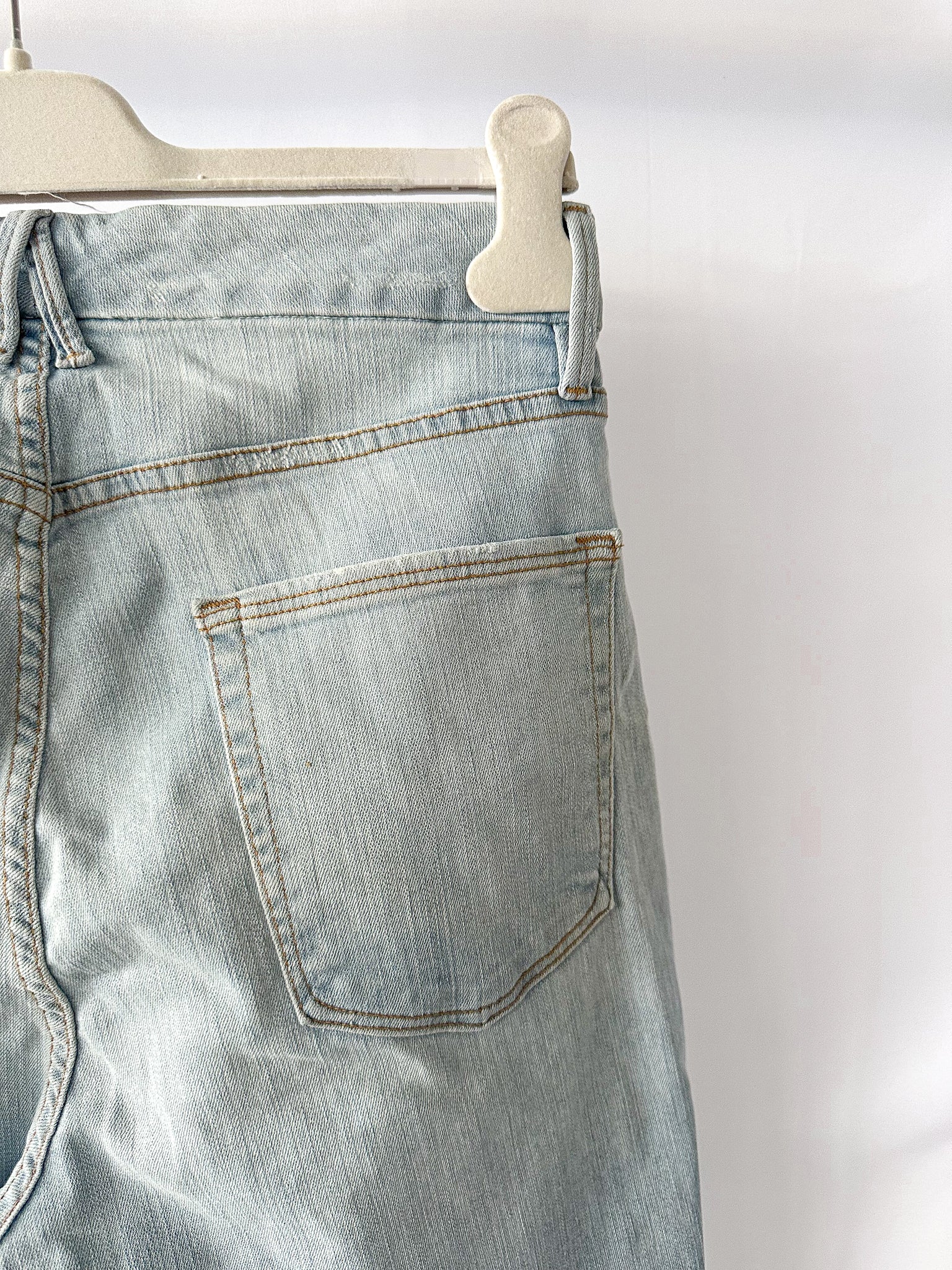Good American Good Cuts Light Blue Distressed Jeans