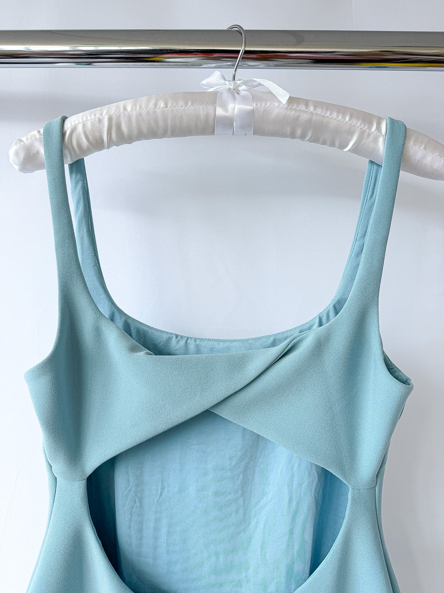 Bec + Bridge Reina Blue Open-Back Stretch-Woven Mini Dres