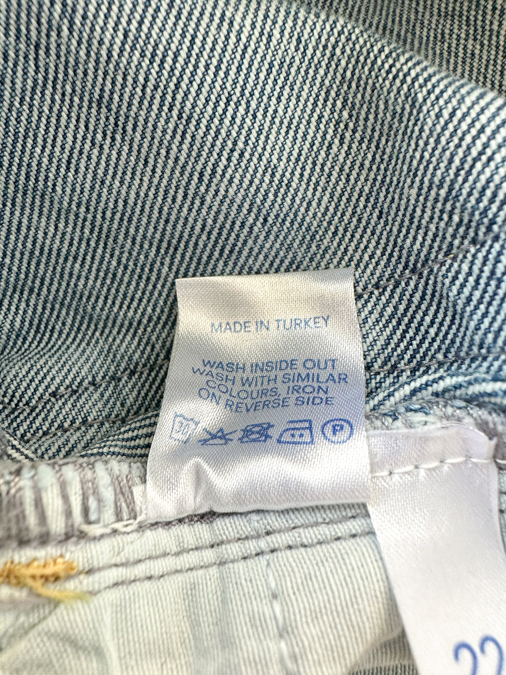 Raey Find Straight Leg Blue Jeans