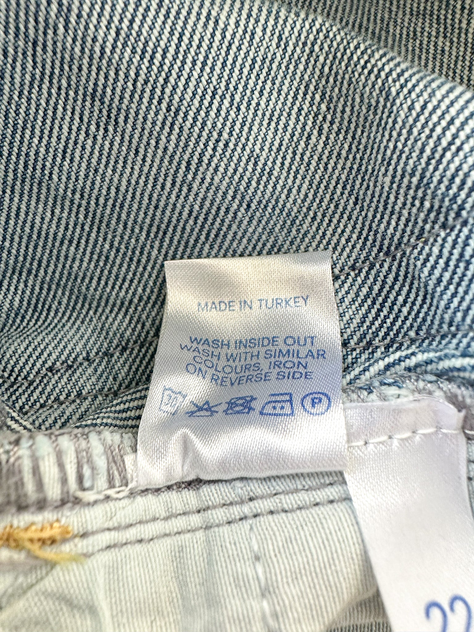 Raey Find Straight Leg Blue Jeans