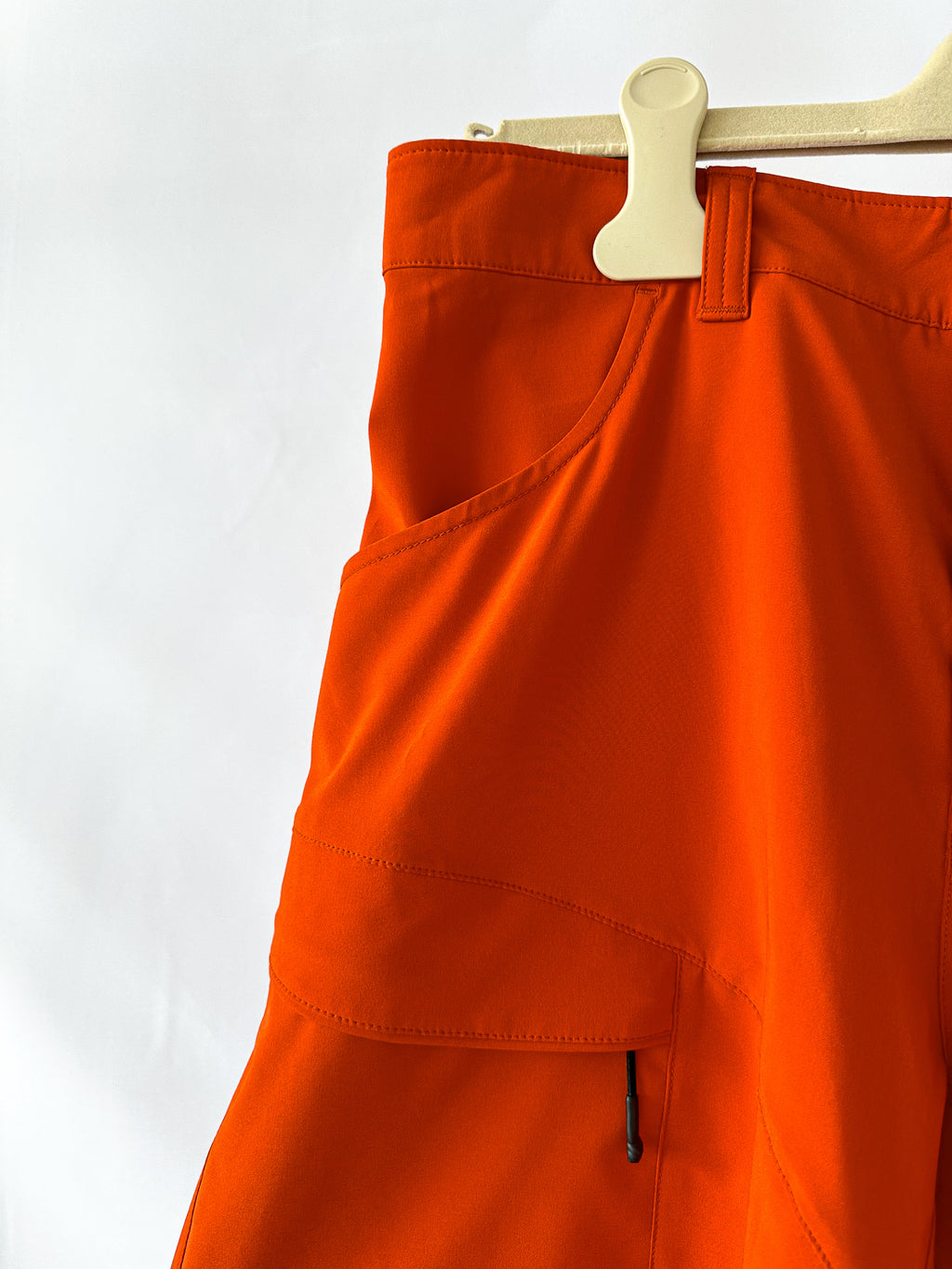 Ostrya Yarrow Hiking Shorts In Orange