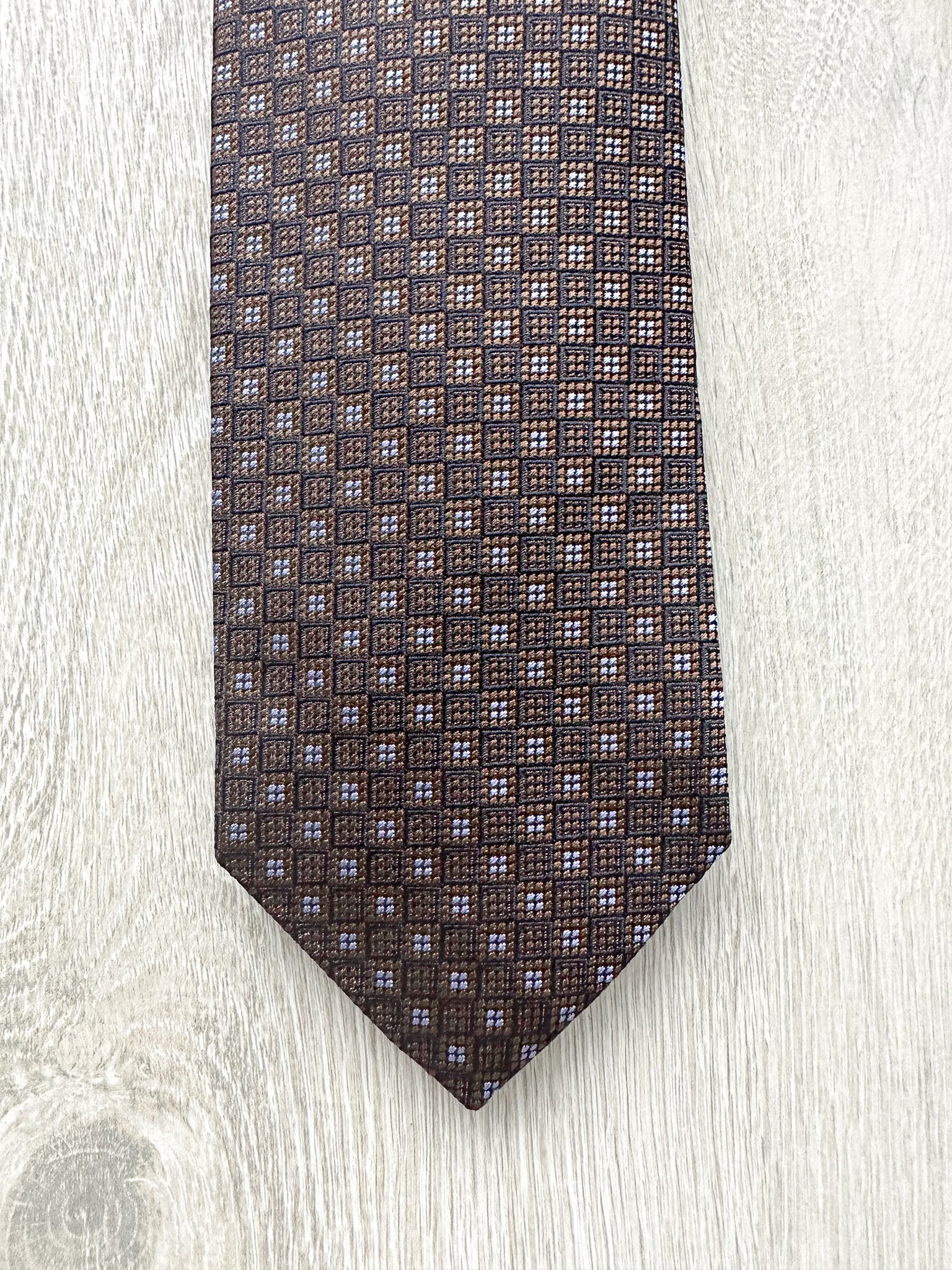 Drake's Brown Woven Square Design Tie