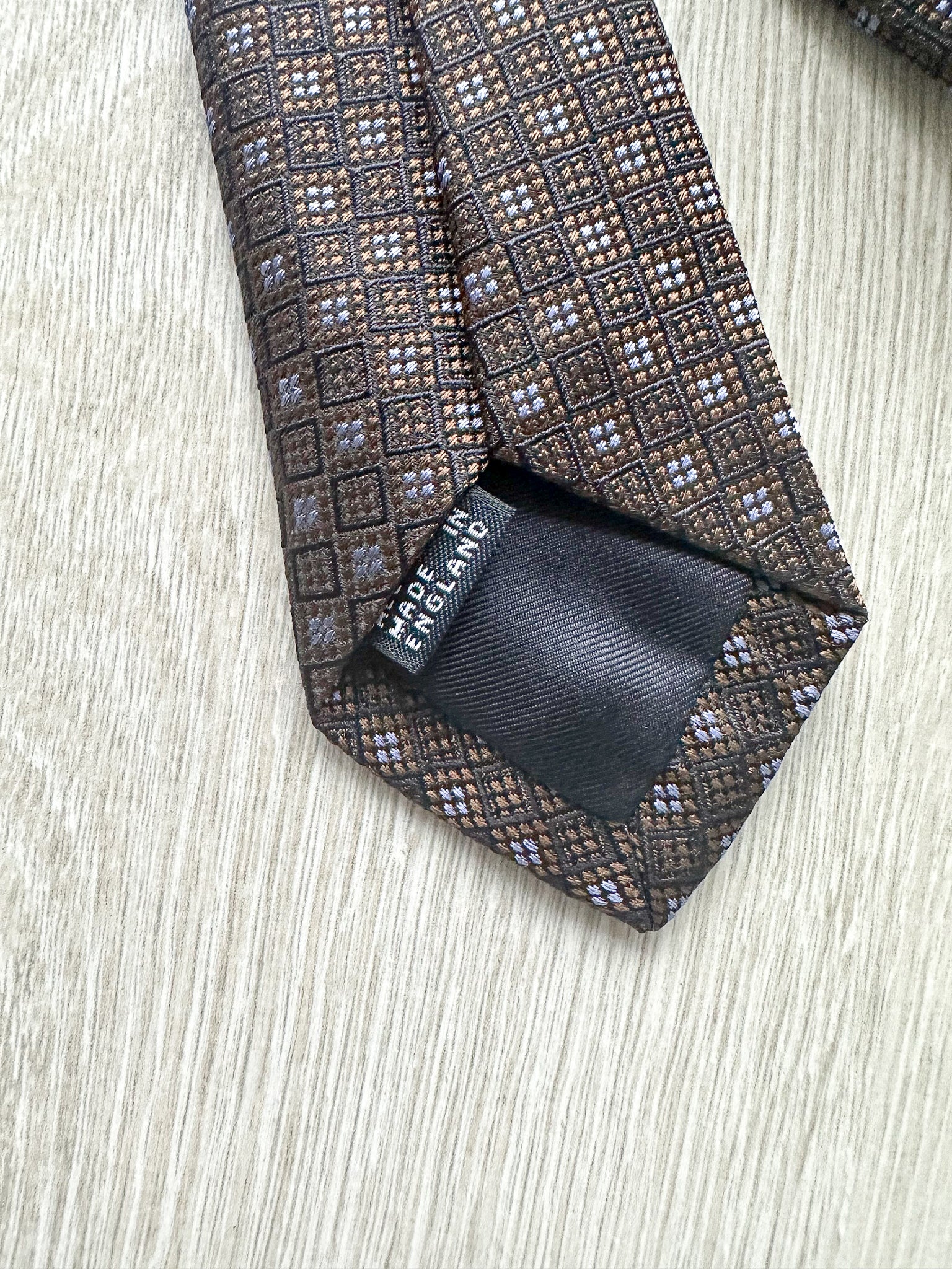 Drake's Brown Woven Square Design Tie