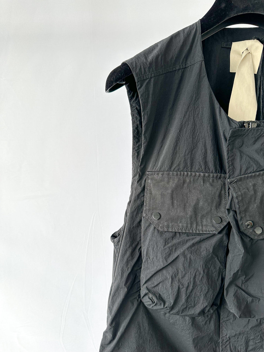 Ten C Mid Layer Vest In Black