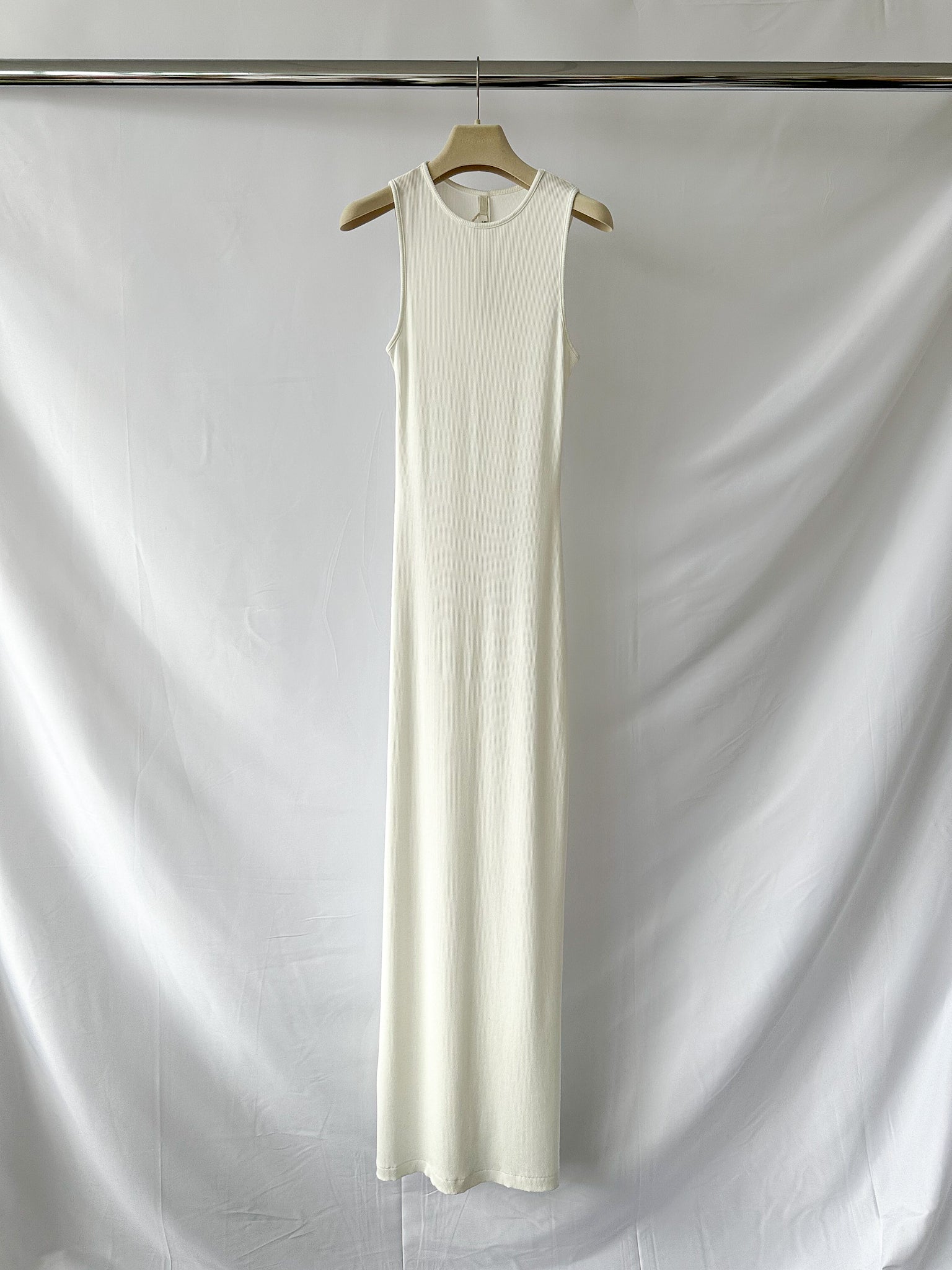 Skims Soft Lounge White Ribbed Knit Sleeveless Dress – House Of Huntington Skims Soft Lounge White Ribbed Knit Sleeveless Dress – House Of Huntington