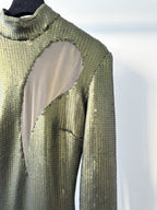 Robe longue verte à paillettes et col montant, manches longues et détails en maille, de David Koma, assortie à la mode exclusive