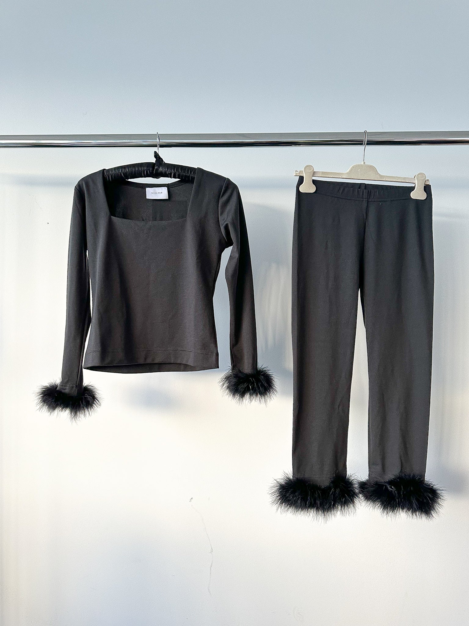 Sleeper The Weekend Chic Black Feather-Trim Pyjama Set