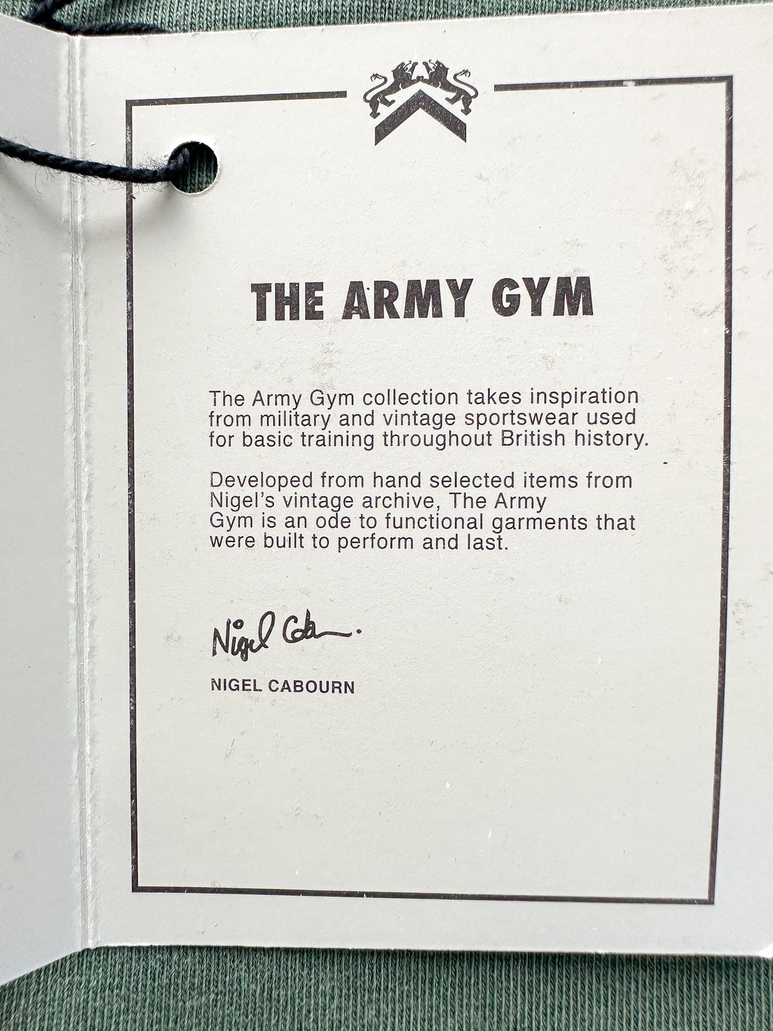 تي شيرت عسكري دنيم أزرق من Nigel Cabourn