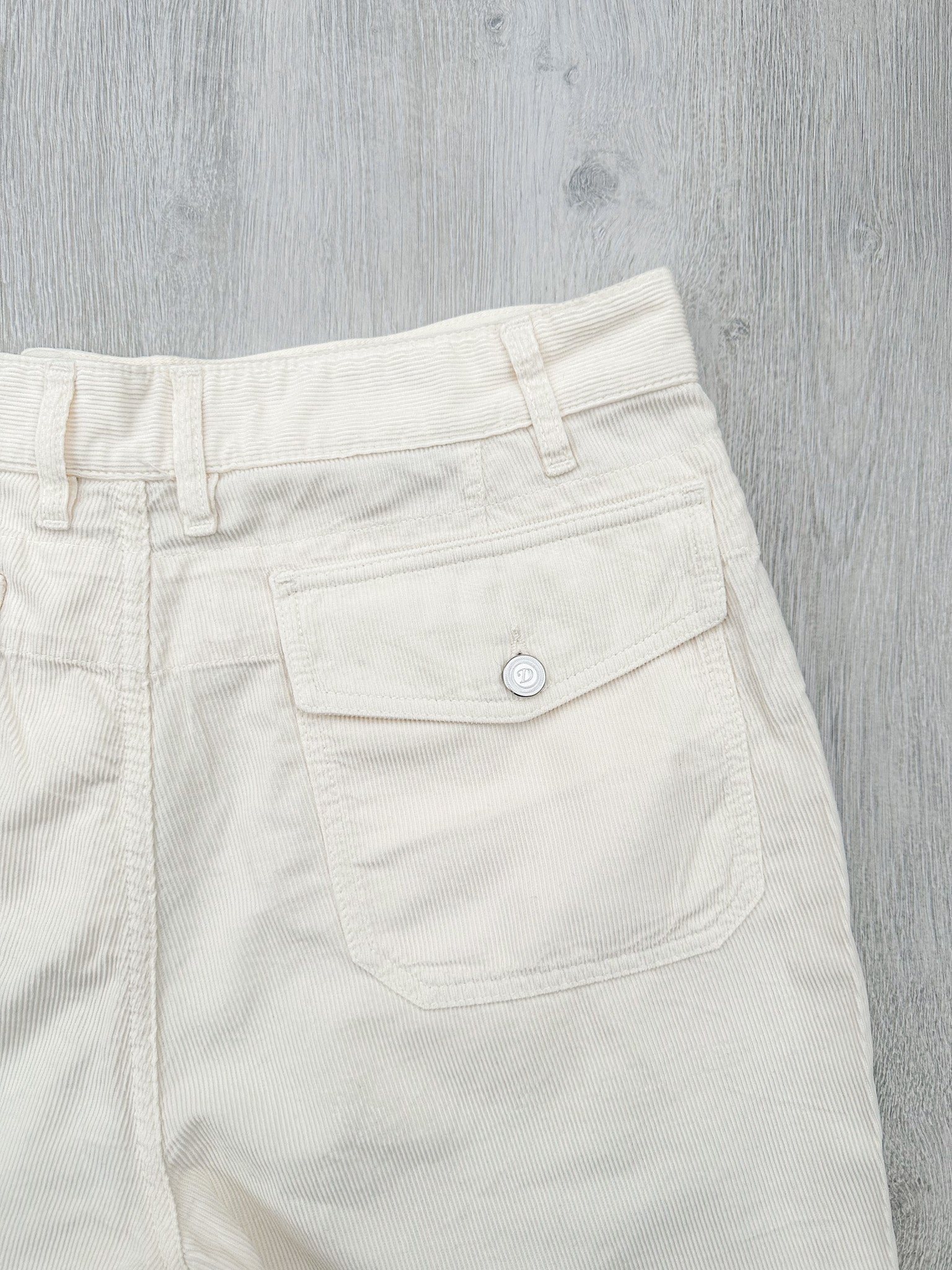 Drake's Fatigue Ecru White Cotton Corduroy Needlecord Shorts - House Of Huntington