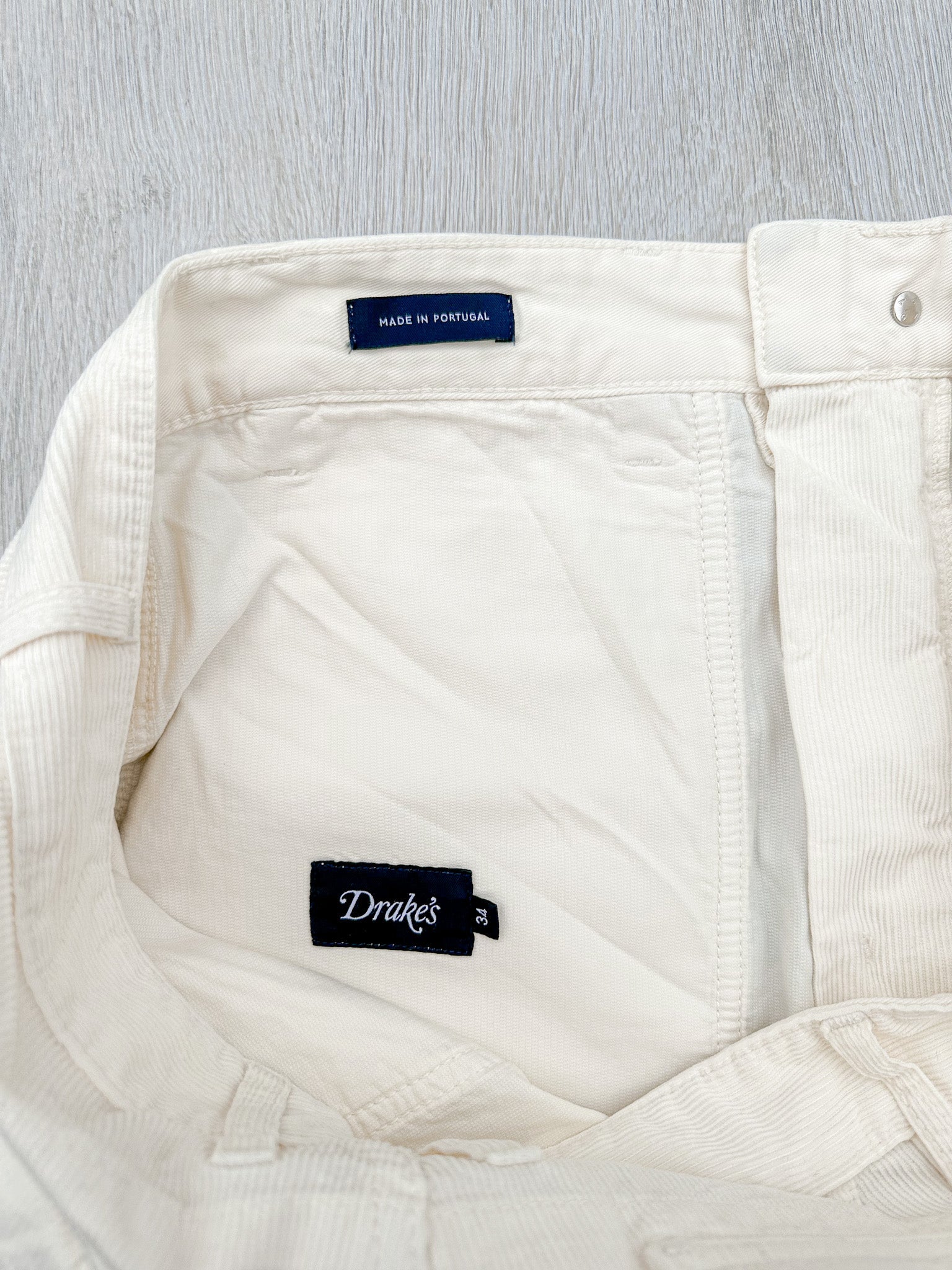 Drake's Fatigue Ecru White Cotton Corduroy Needlecord Shorts - House Of Huntington
