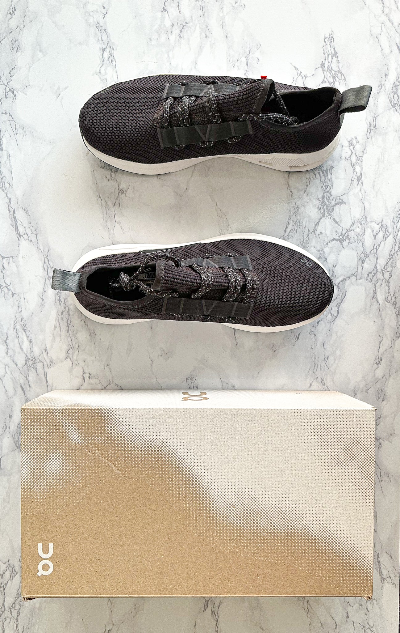 On Running Cloudeasy Black Rock Sneakers