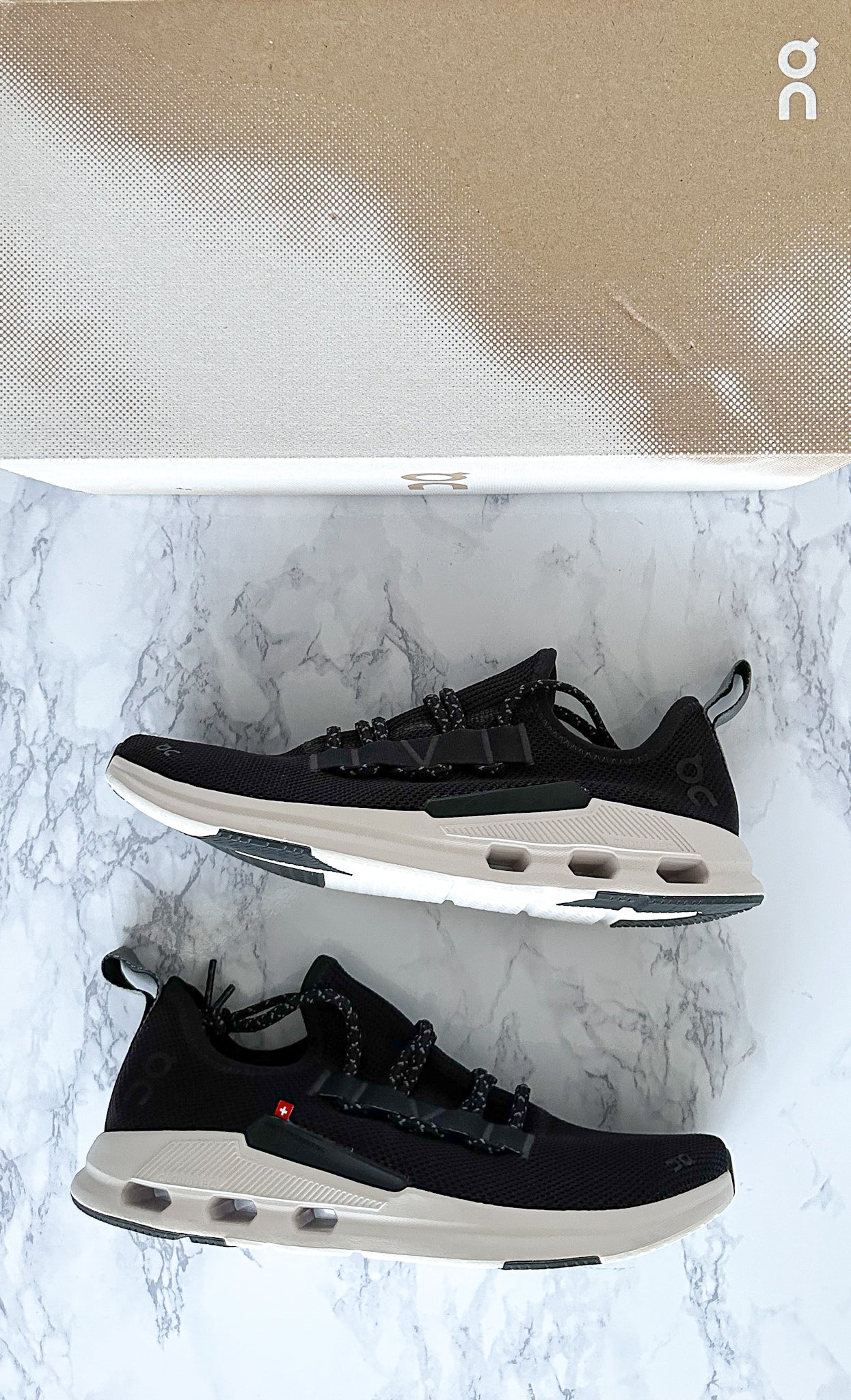 On Running Cloudeasy Black Rock Sneakers