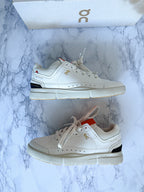 On Running The Roger Centre Court White Black Sneakers