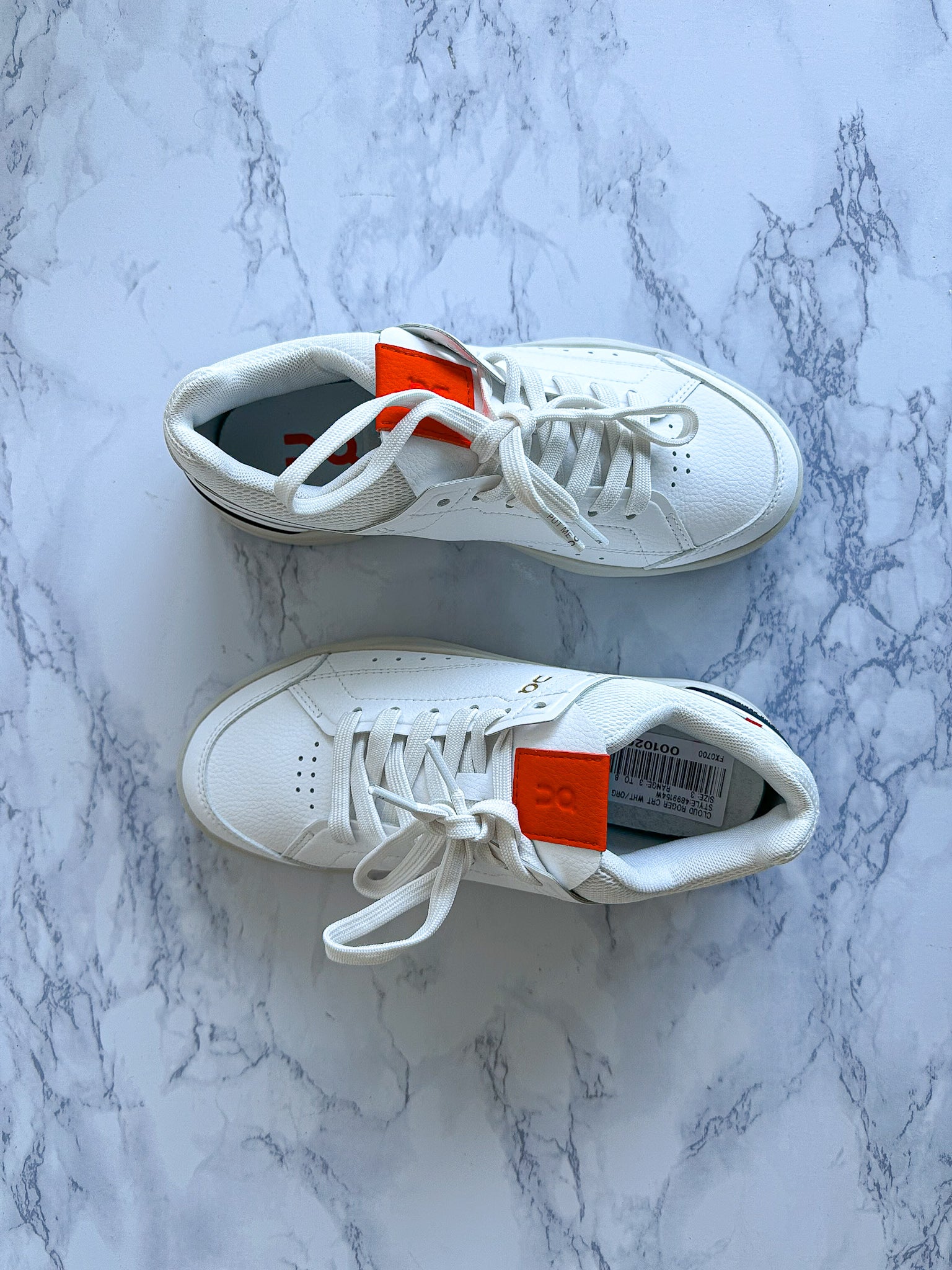 On Running The Roger Centre Court White Black Sneakers