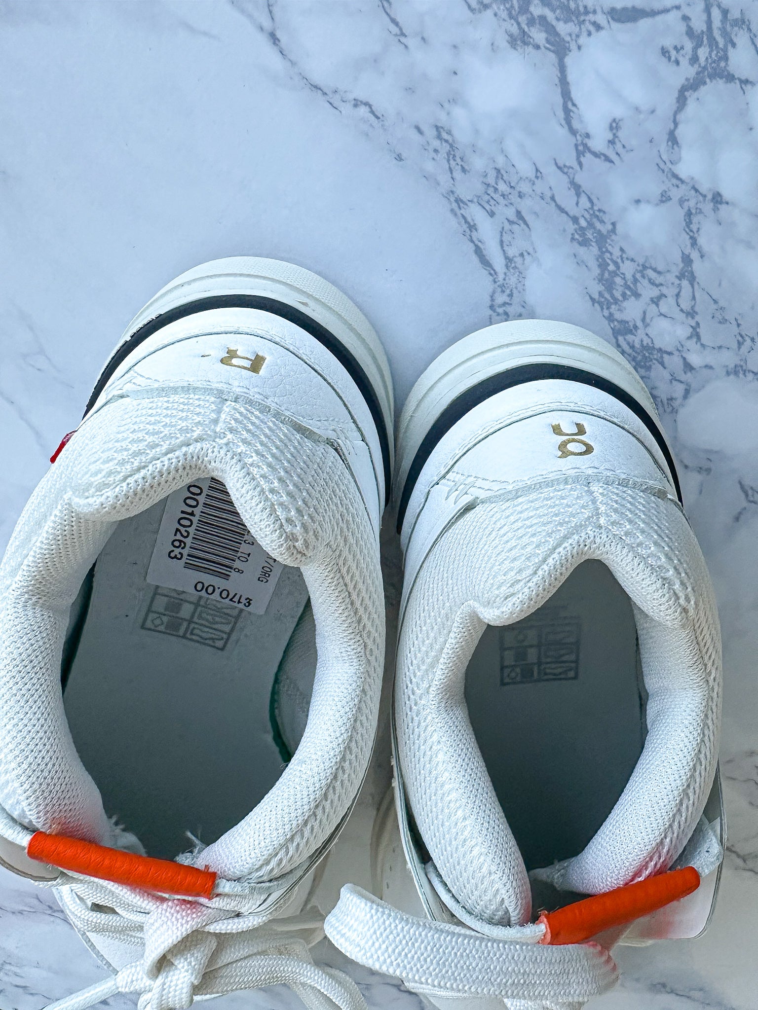 On Running The Roger Centre Court White Black Sneakers