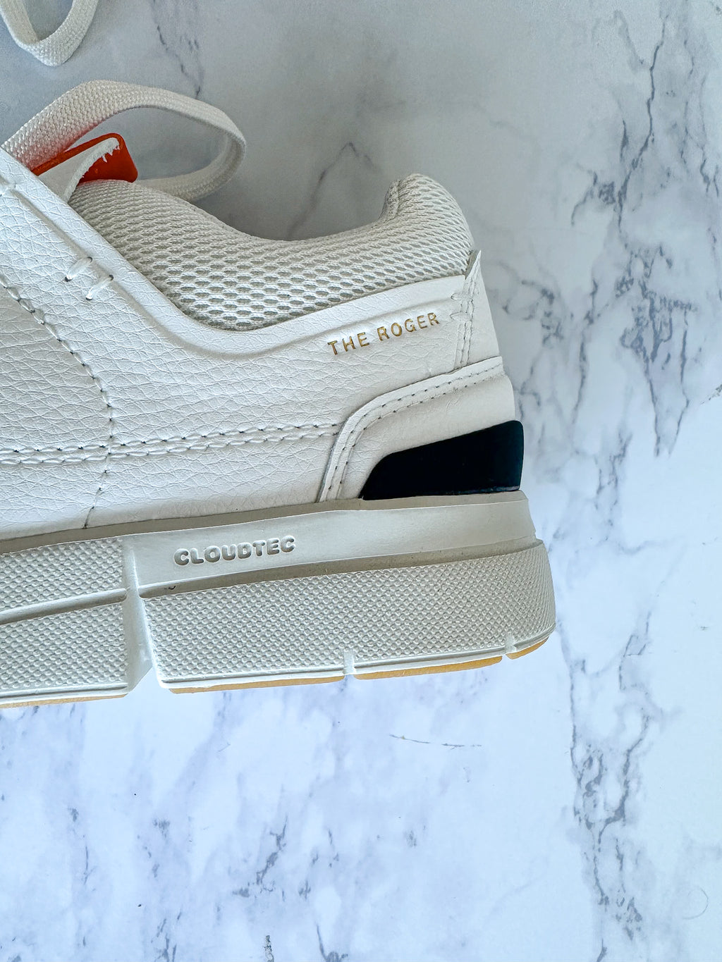 On Running The Roger Centre Court White Black Sneakers