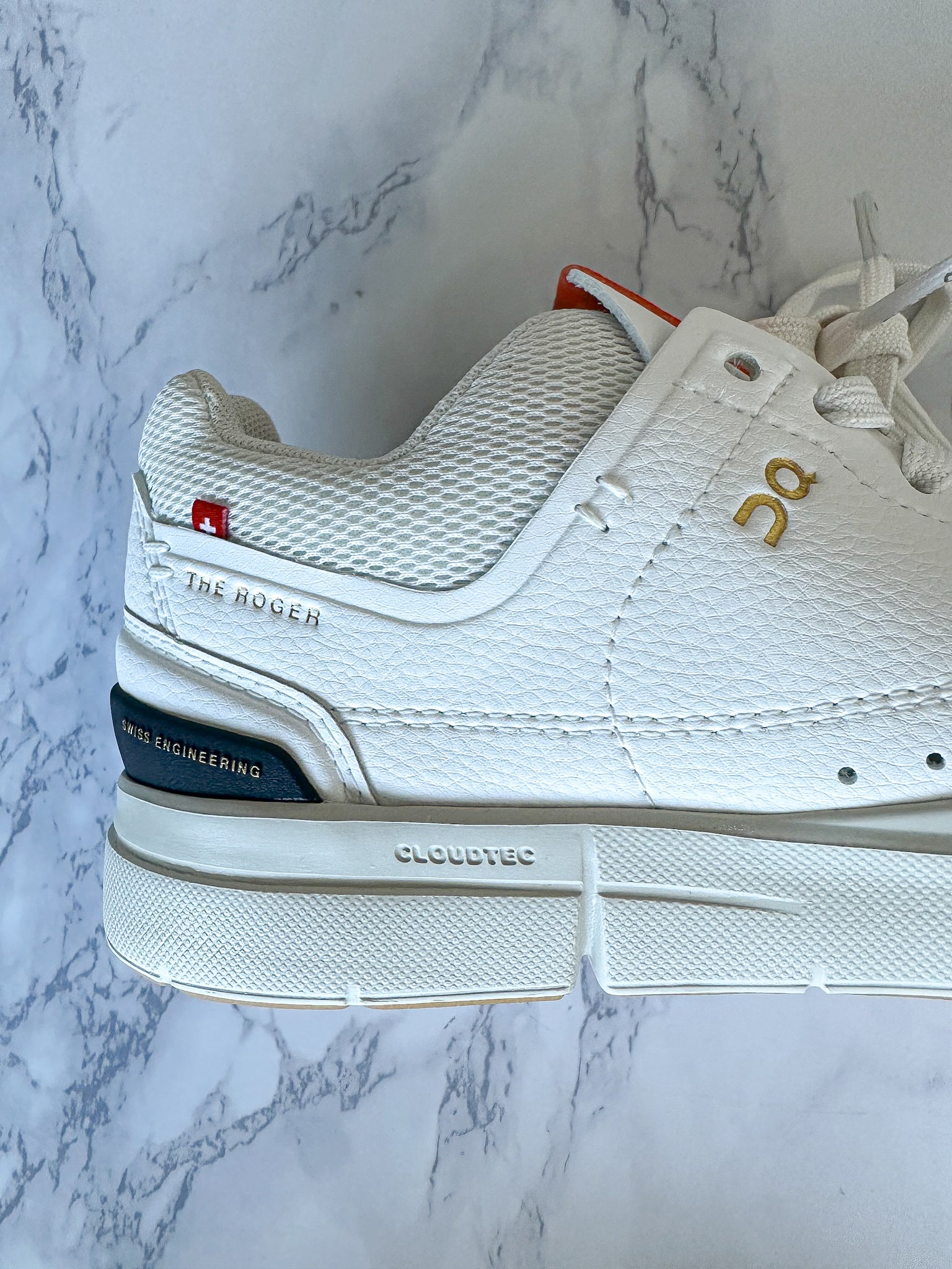 On Running The Roger Centre Court White Black Sneakers