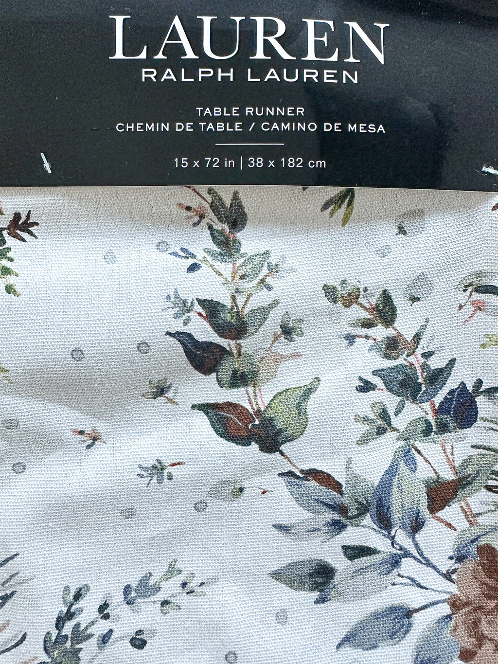 Lauren Ralph Lauren Festive Pine Cone Winter Christmas Tablerunner