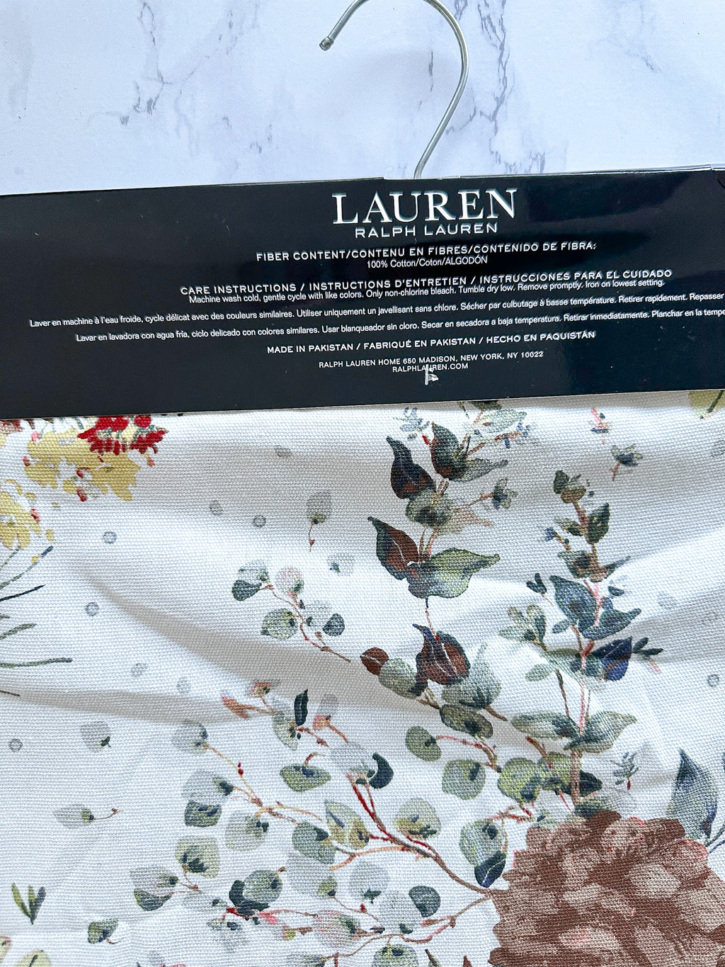 Lauren Ralph Lauren Festive Pine Cone Winter Christmas Tablerunner
