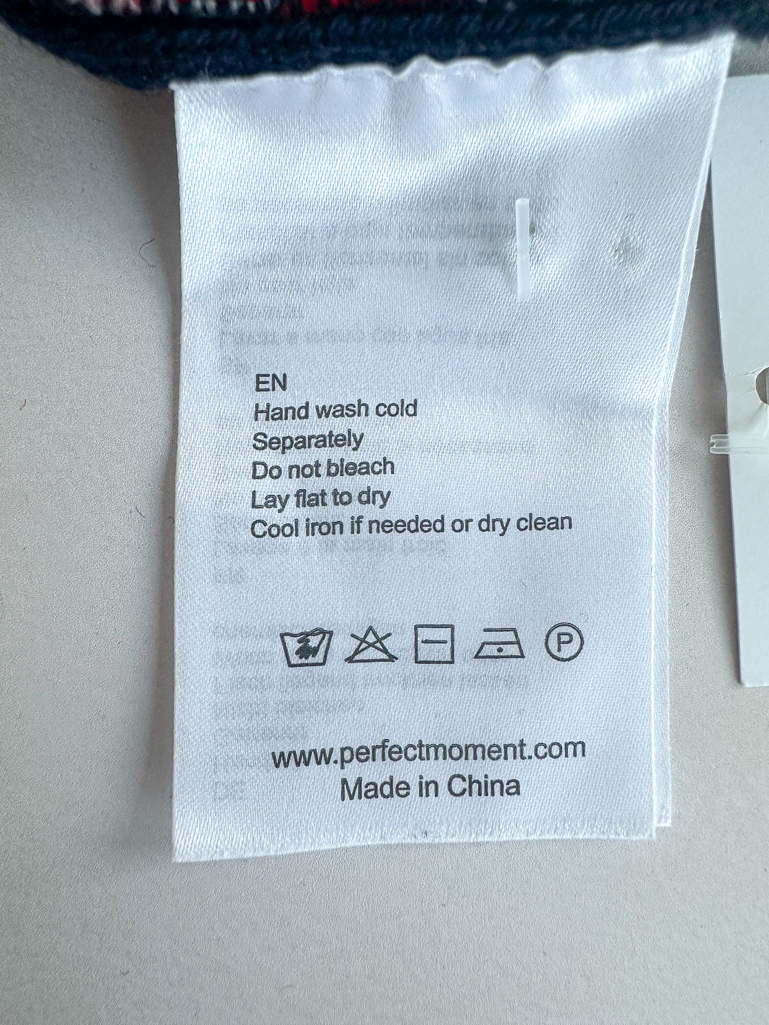 Perfect Moment Bobble Knit Ski Print Logo Beanie Hat