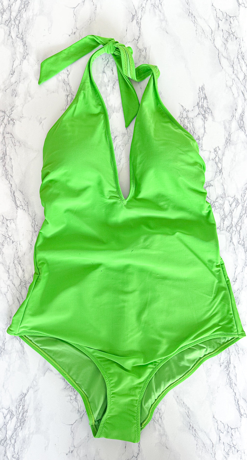 Maillot de bain une pièce vert à décolleté plongeant et dos nu Marina Rinaldi