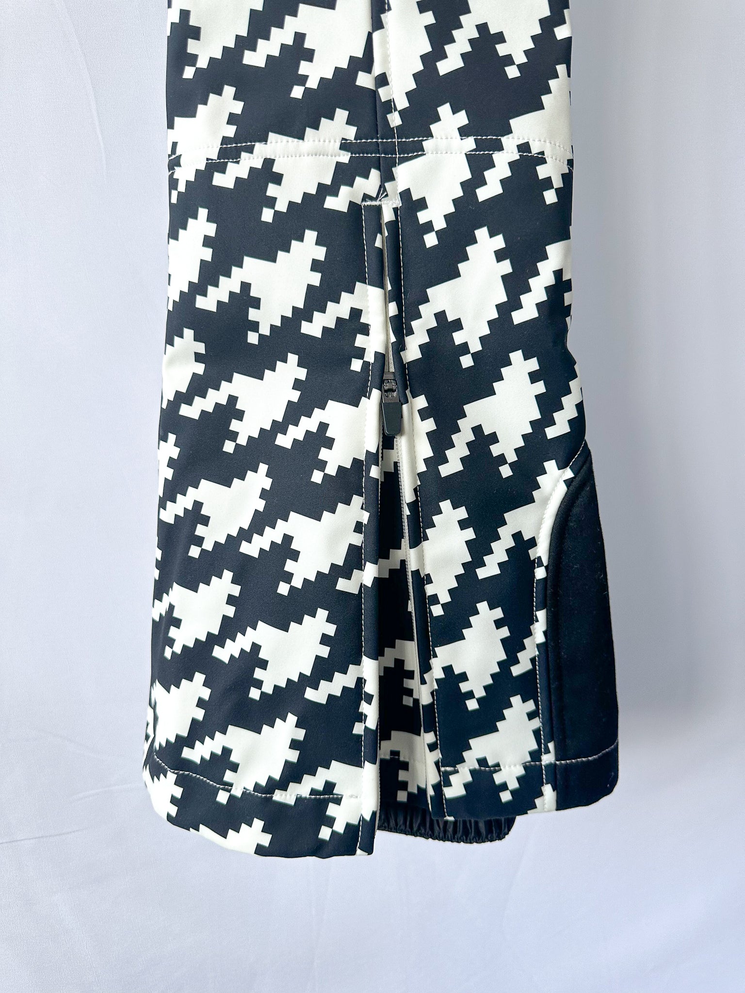 Perfect Moment Aurora Houndstooth Black & White High Waist Flare Ski Pants Trousers