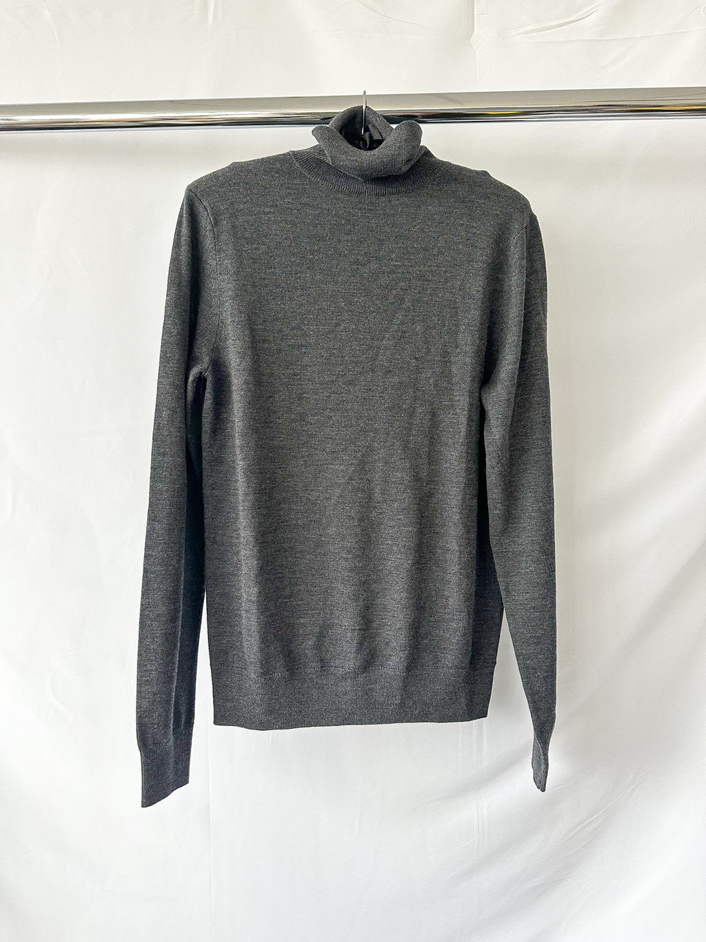 The Frankie Shop Grey Merino Wool Turtleneck Eve Sweater Jumper