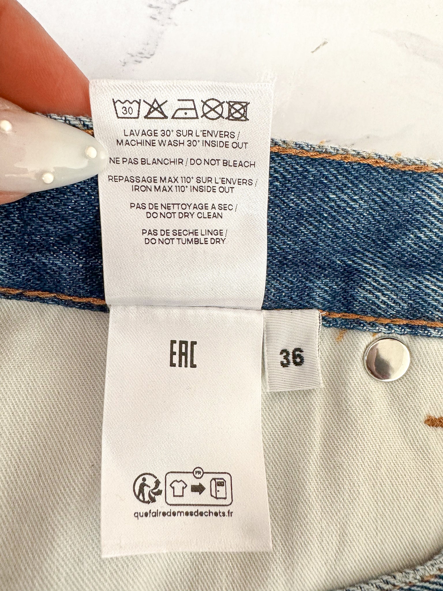 Mini-jupe en jean à grand logo Jean Paul Gaultier Haute Jeanerie