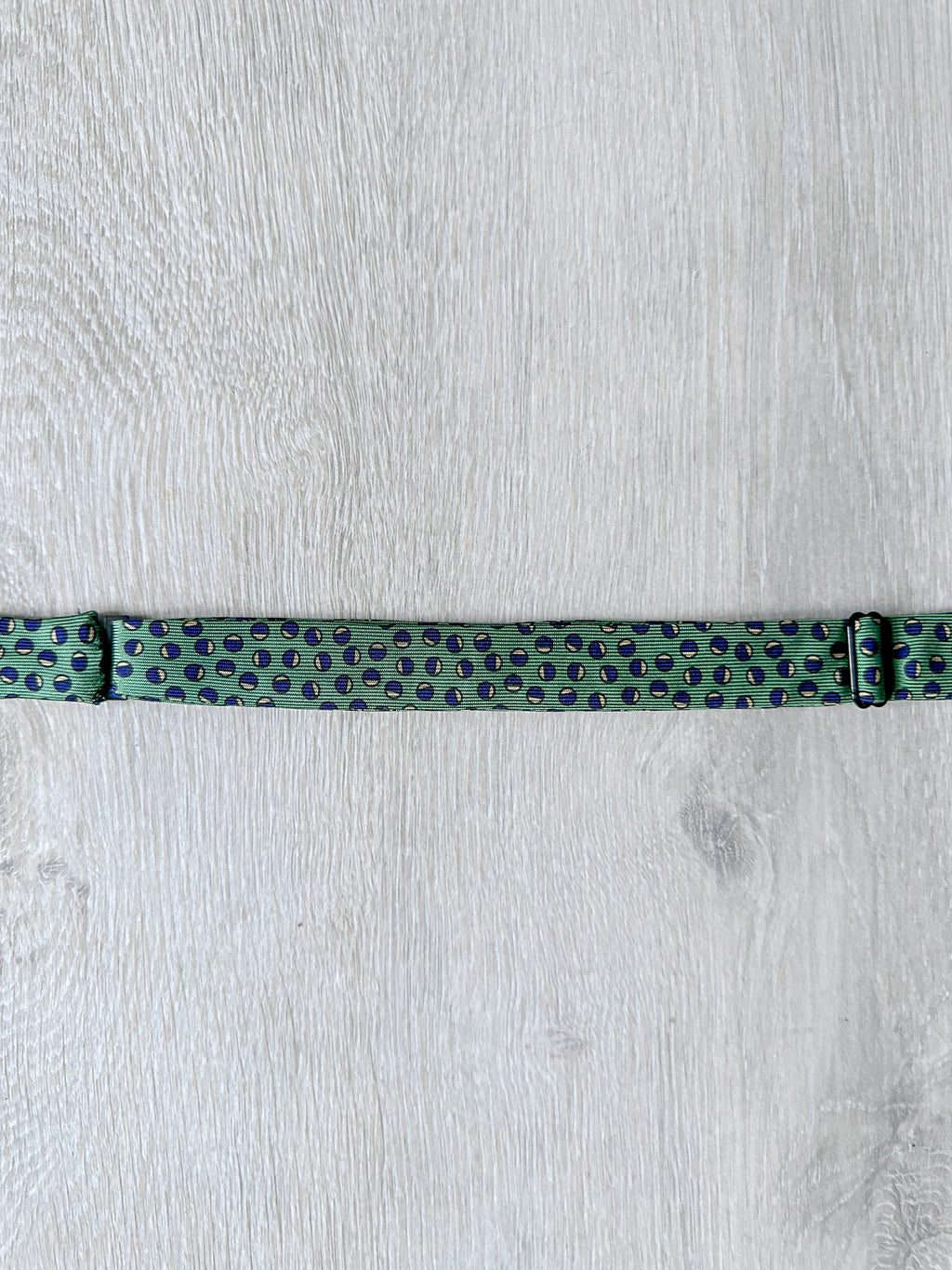 Drake's Green Abstract Circle Foulard Print Self Tie Bow Tie - House Of Huntington