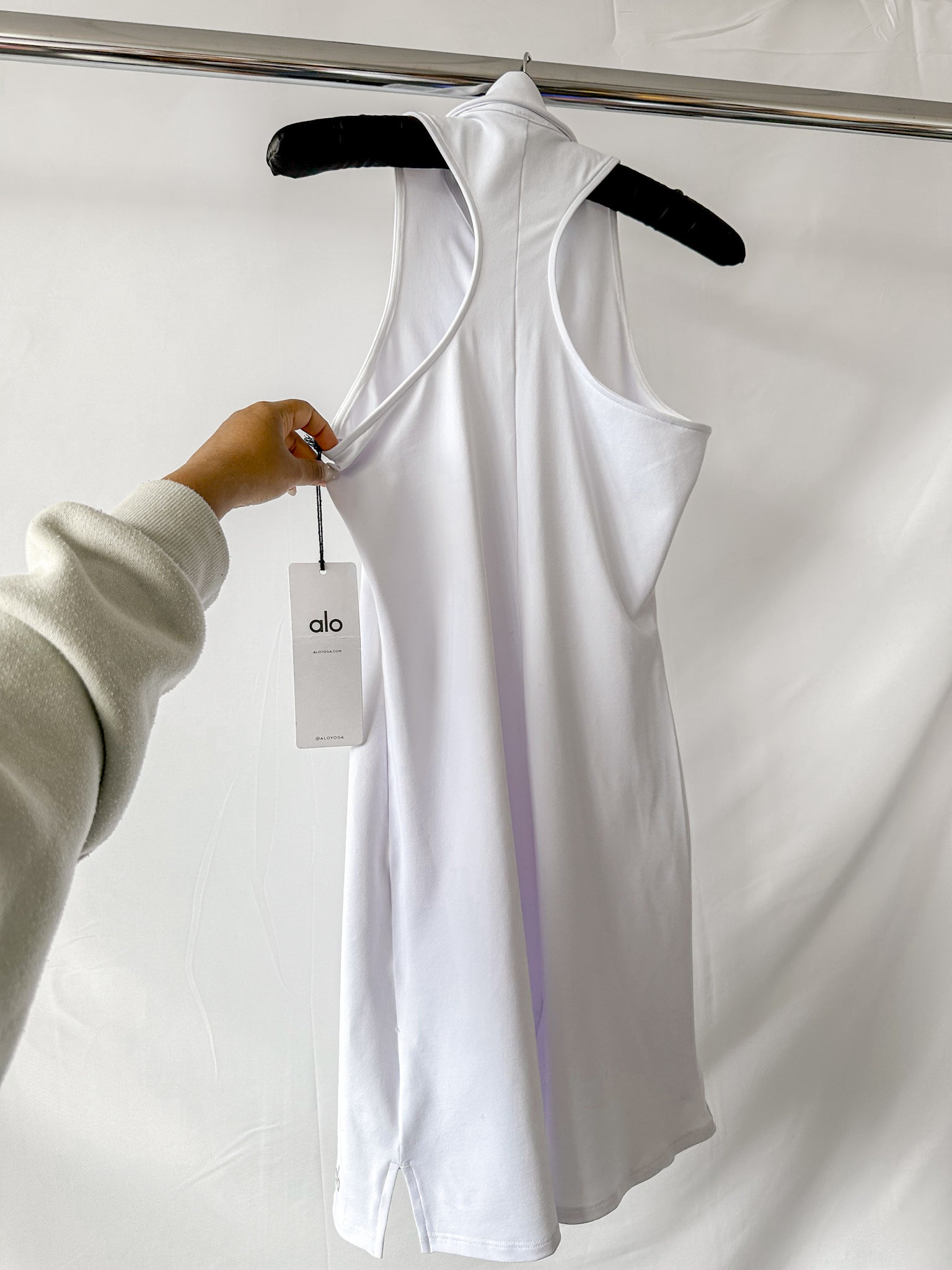 Alo Yoga Charmed White Logo Collared Tennis Dress – House Of Huntington Alo Yoga Charmed White Logo Collared Tennis Dress – House Of Huntington