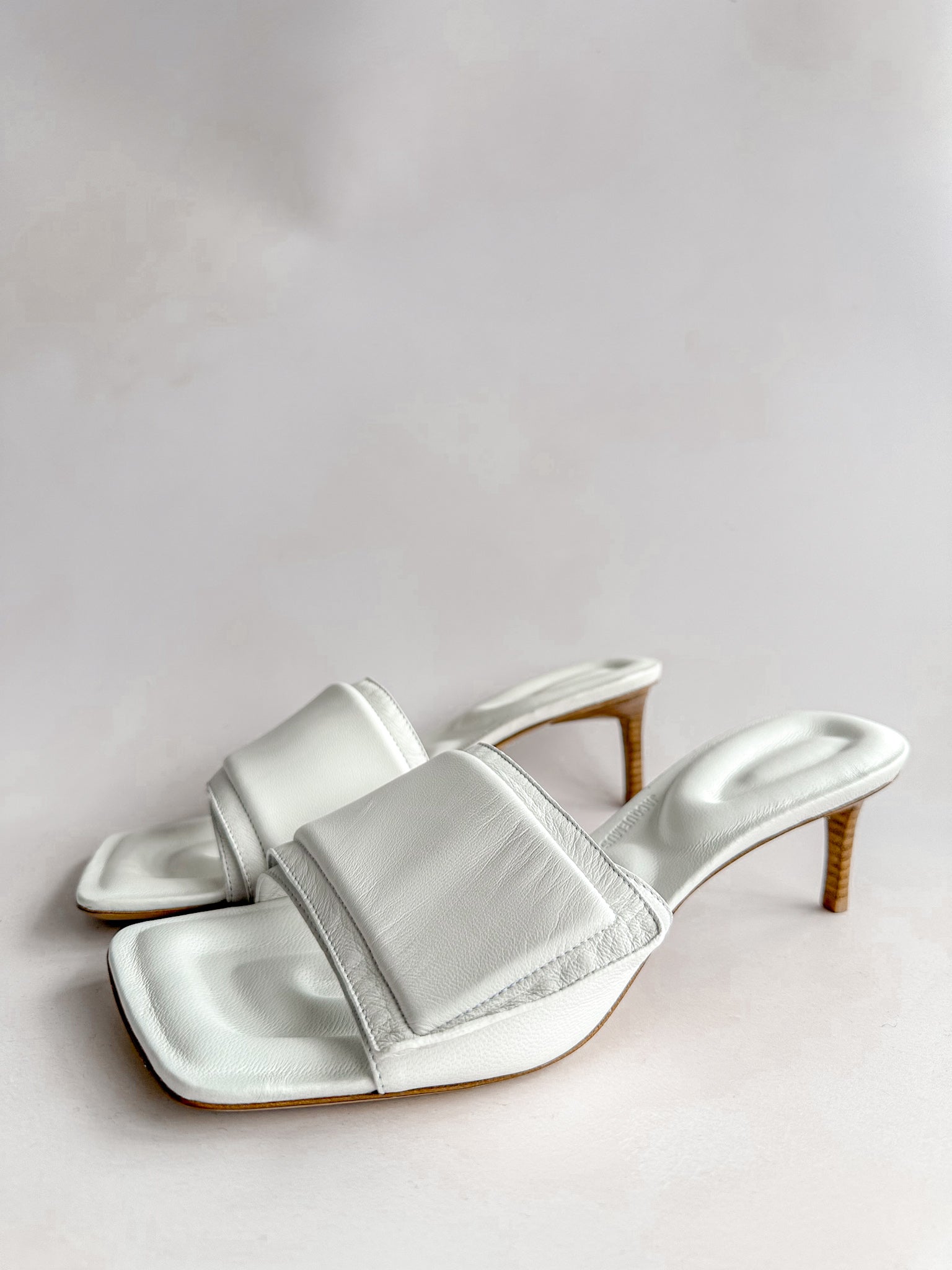 Jacquemus White Les Mules Piscine Heels