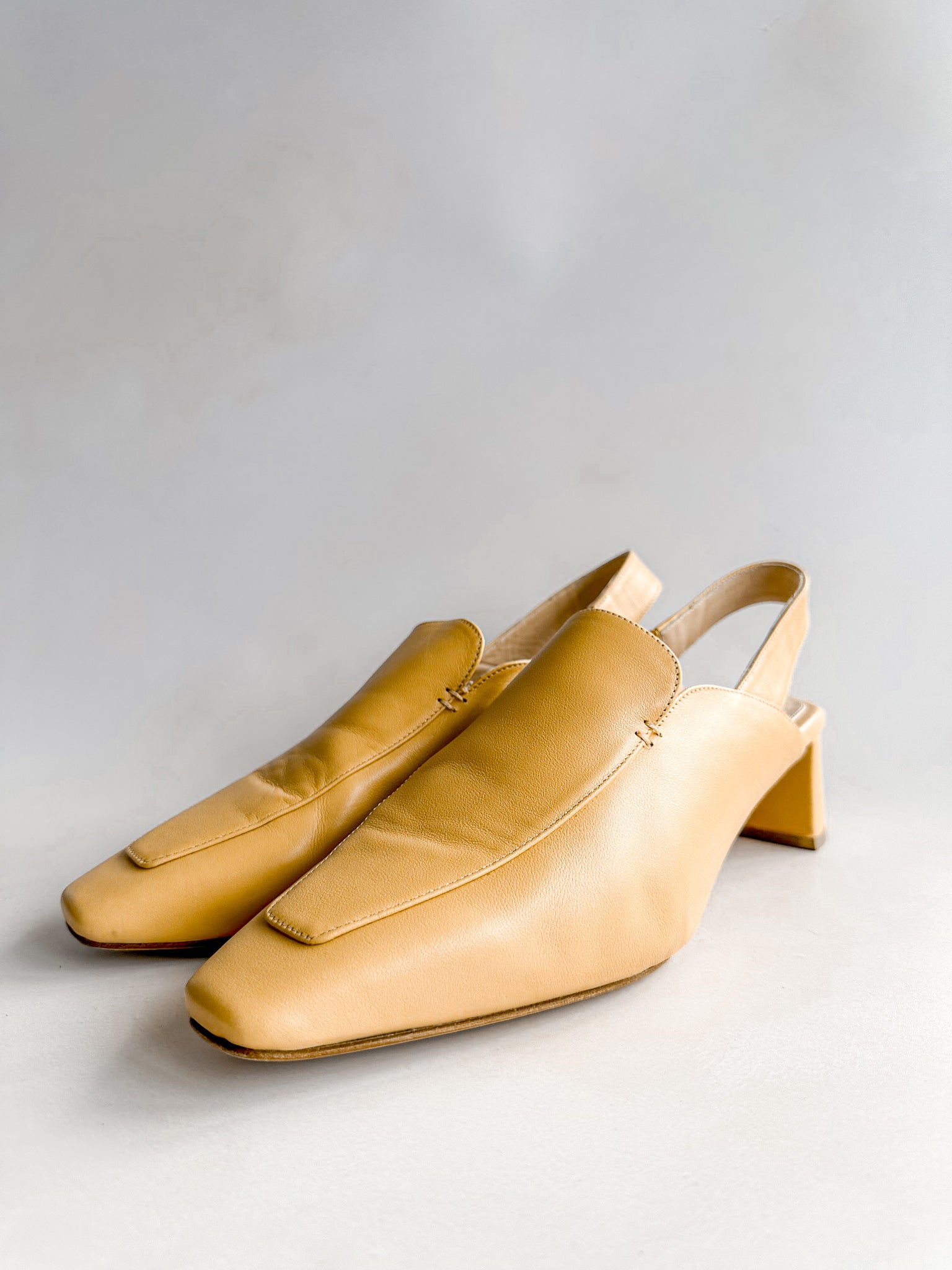 DEAR FRANCES Noah Mule Venezia Heels In Beige