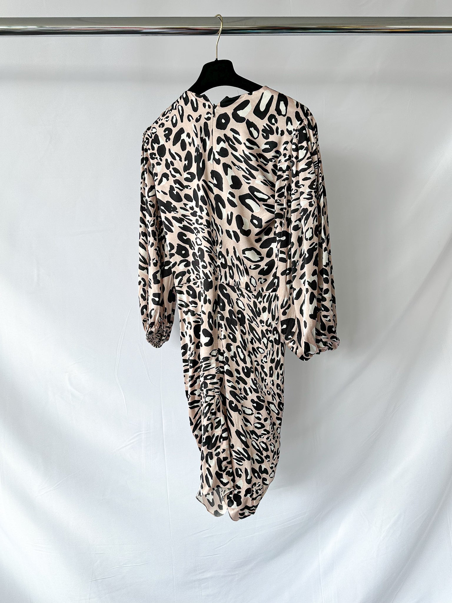 Alexandre Vauthier – Rosa Minikleid aus Seide mit Leopardenmuster und drapierter Rüschenfront