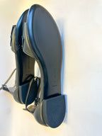 Bottega Veneta Fransen-Sandalen aus Leder mit Knöchelriemen