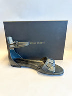 Bottega Veneta Fransen-Sandalen aus Leder mit Knöchelriemen