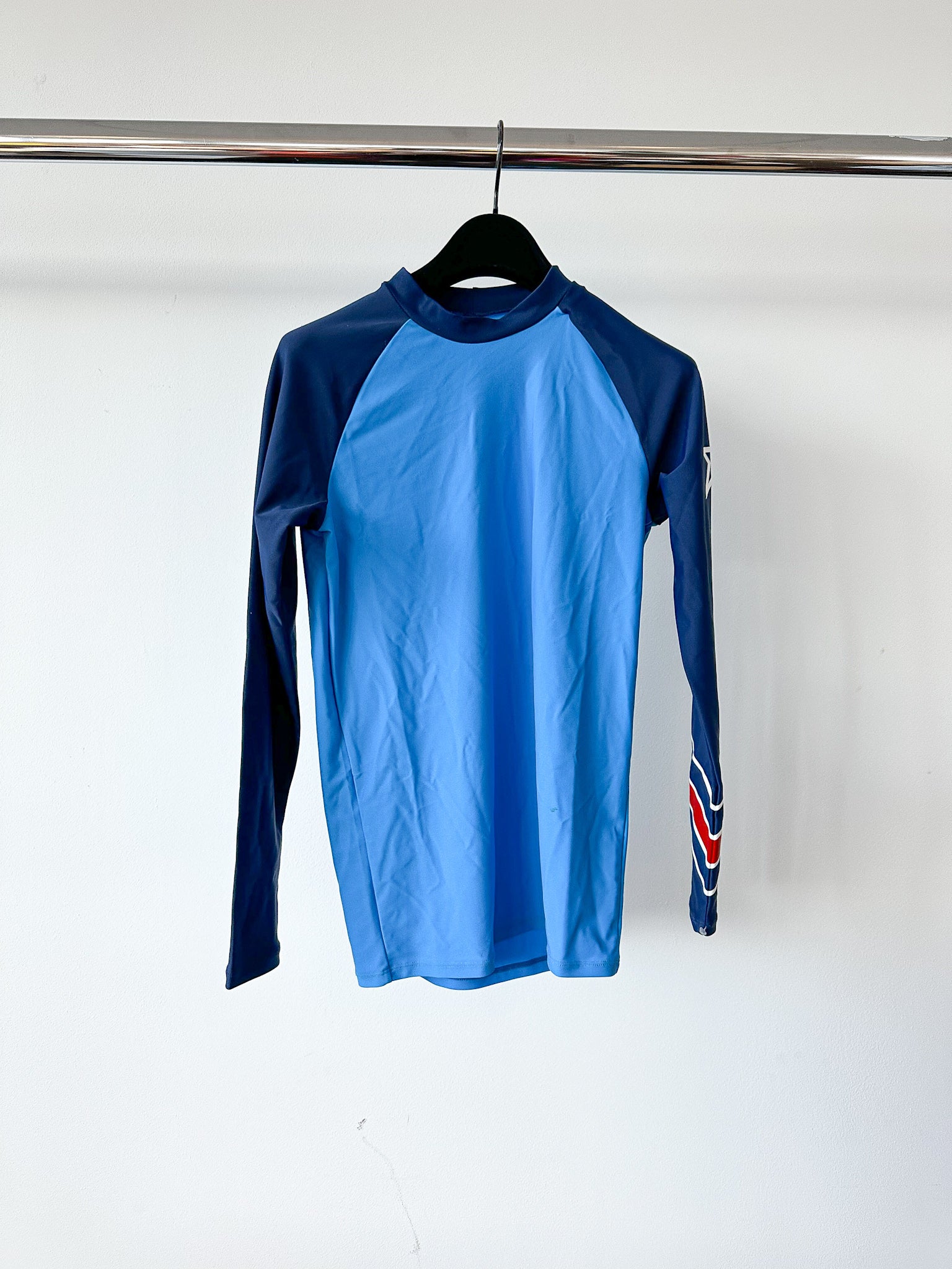 Perfect Moment Mens Blue Long Sleeve Rash Guard Ski Top