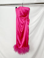 16Arlington Fuchsia Pink Himawari Feather Trim Satin Strapless Mini Dress