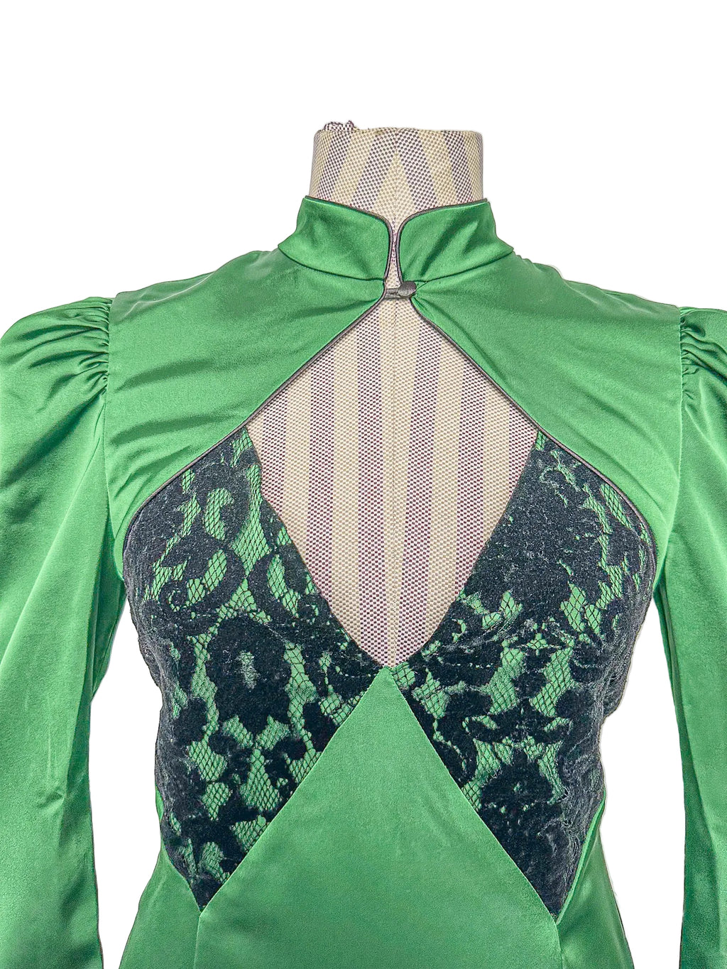 De La Vali Green Satin Lace Detail Open Front Mandarin Collar Mini Dress