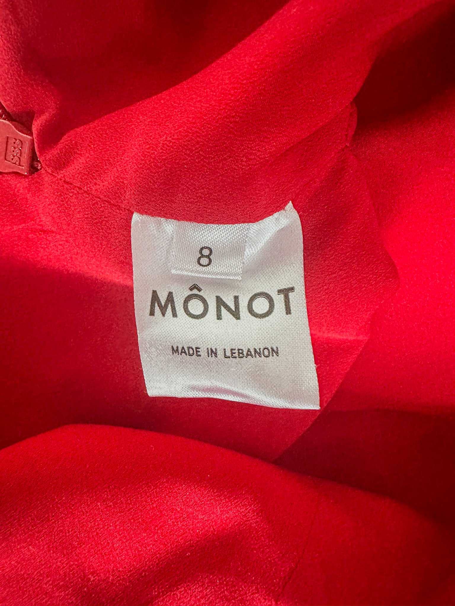 Mônot Red Cut-Out Thigh High Slit Leg Gown