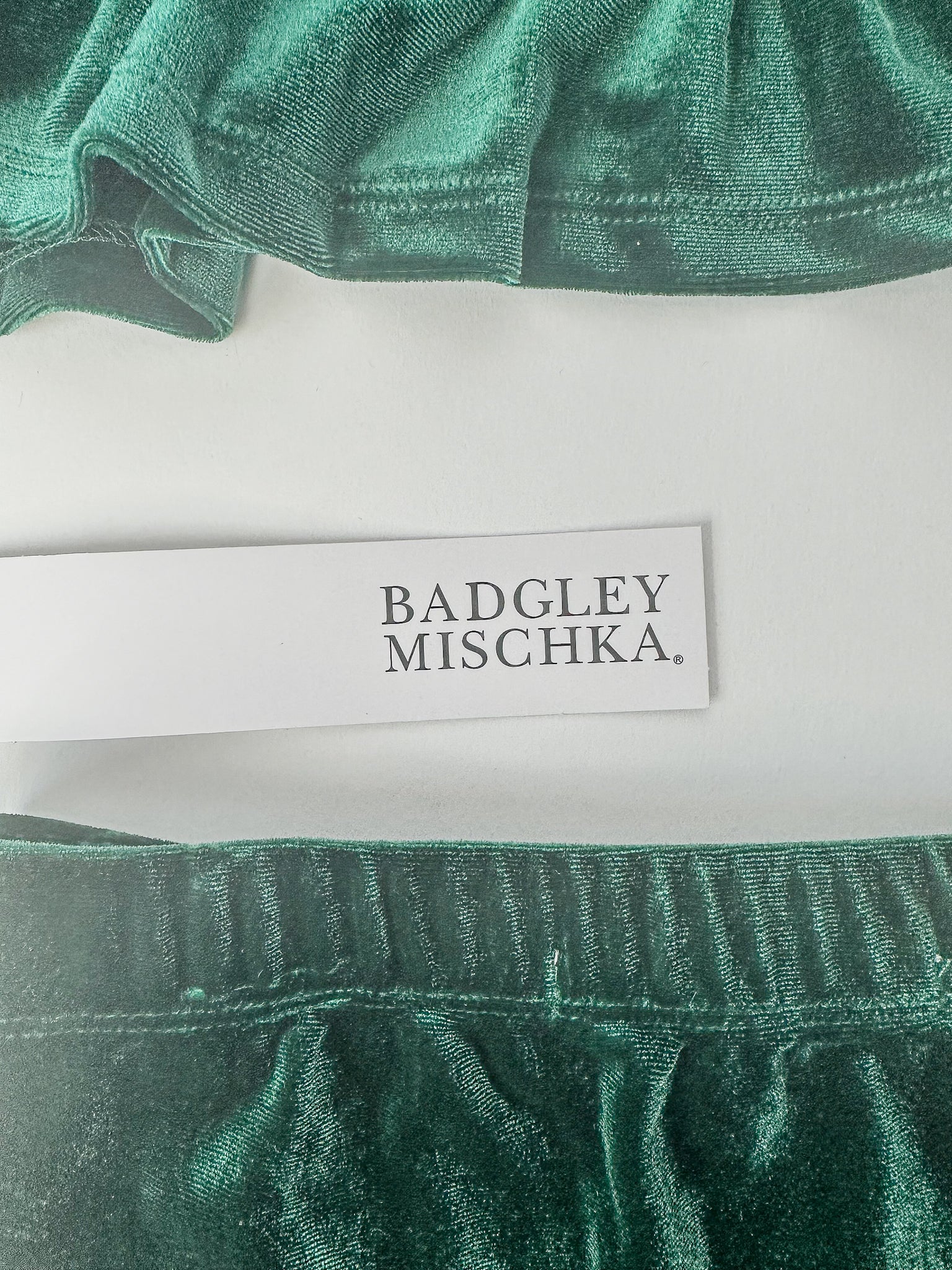 Badgely Mischka Girls Velvet Emerald Green Bow Front Blouse & Skirt 2-Piece Set