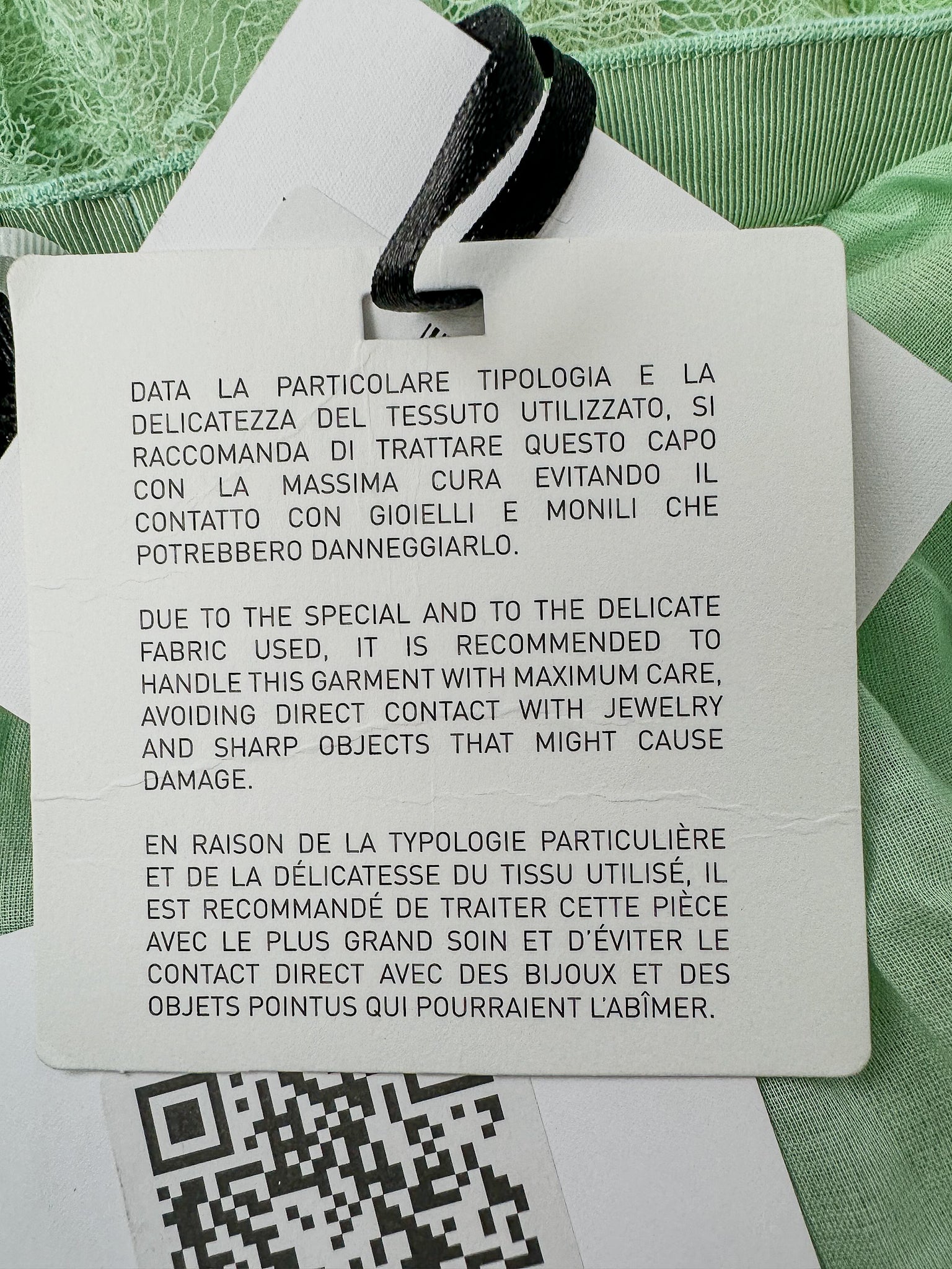 Jupe courte en tulle à volants et dentelle Point d'Esprit vert Red Valentino