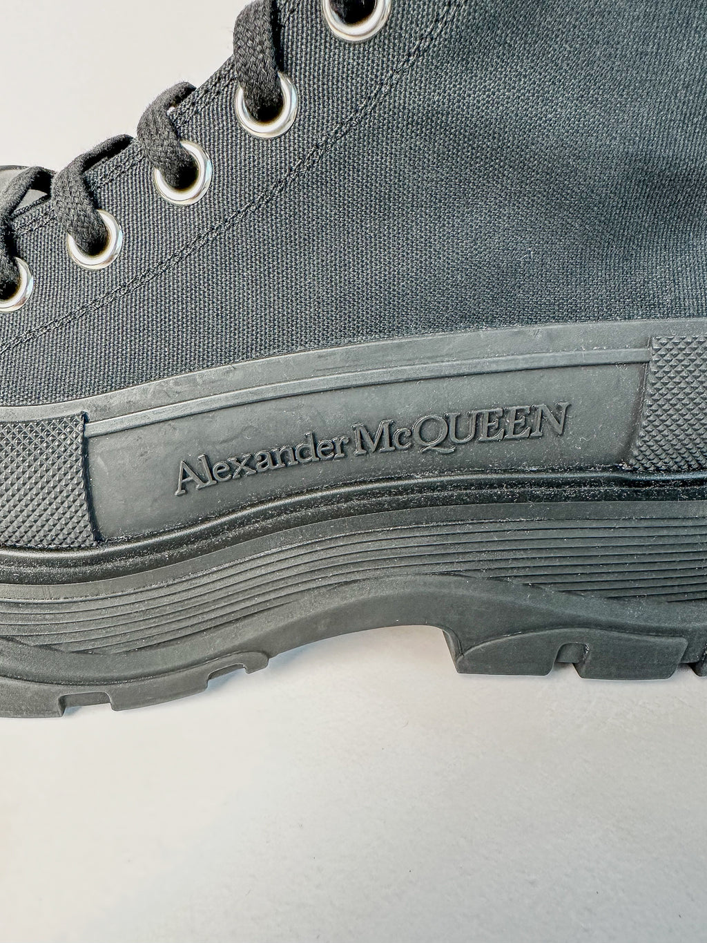 Alexander McQueen Black Alex Tread Slick Hi Sneaker Boots