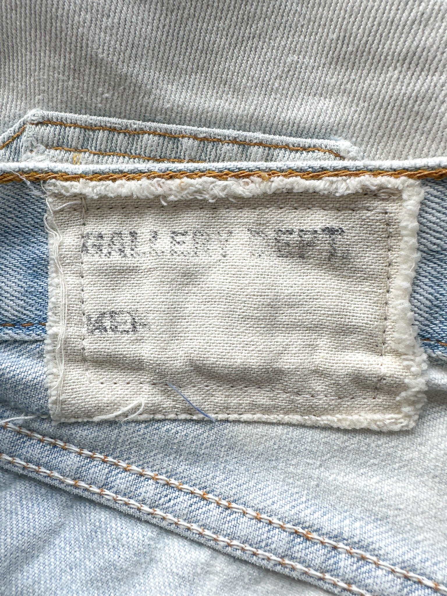 Gallery Dept – Levi 5001 Ken – Überarbeitete Vintage-Jeans mit zerrissener Lackierung