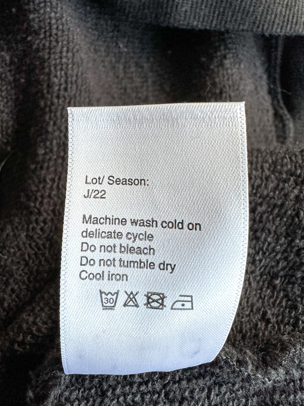 R13 Kapuzenpullover aus japanischem Stoff, schwarz, bestickt