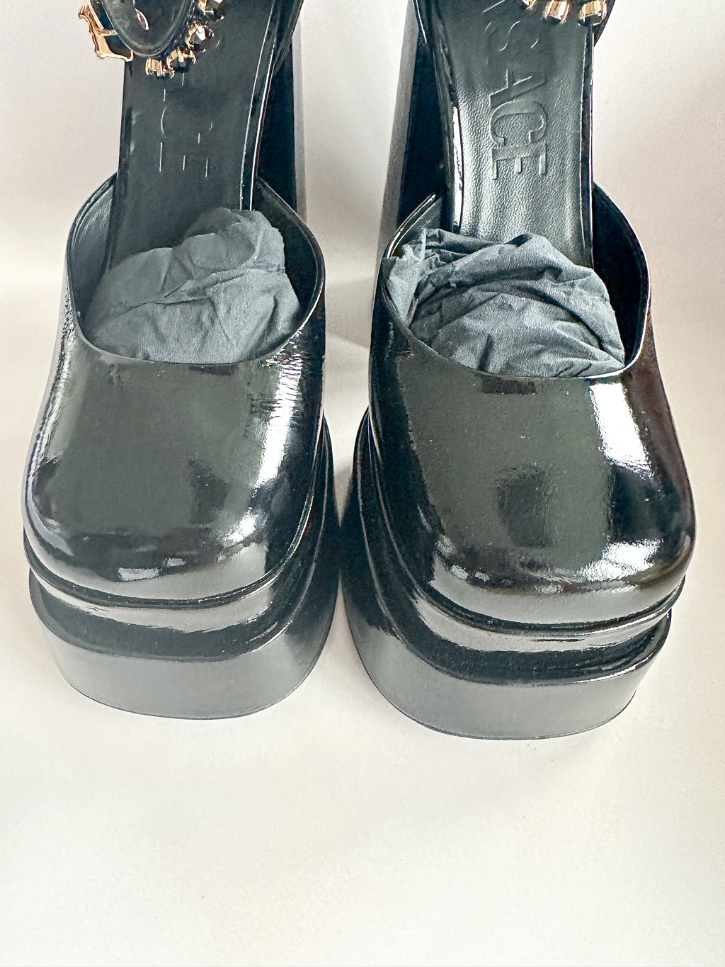 Versace Medusa Aevitas Embellished Black Glossy Patent Leather Platform Pumps